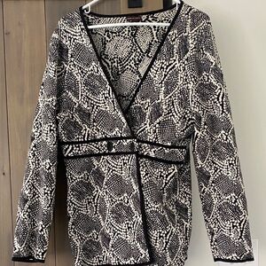 Dana Buchman Black & Cream Snake-Print Wrap Blazer